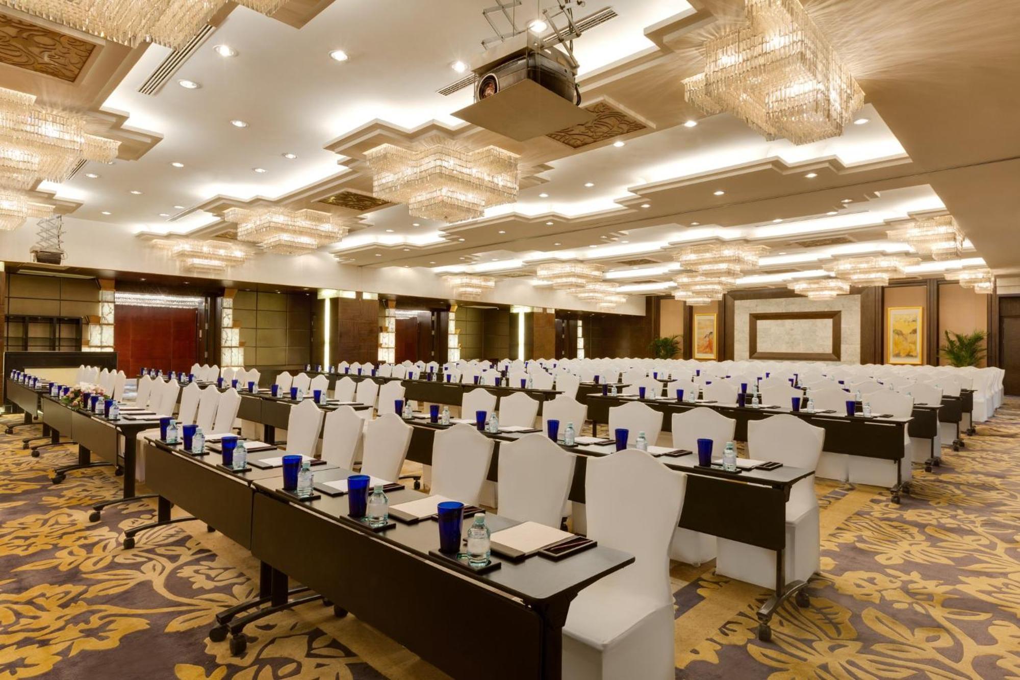Crowne Plaza Beijing Zhongguancun By Ihg Hotel Exterior photo